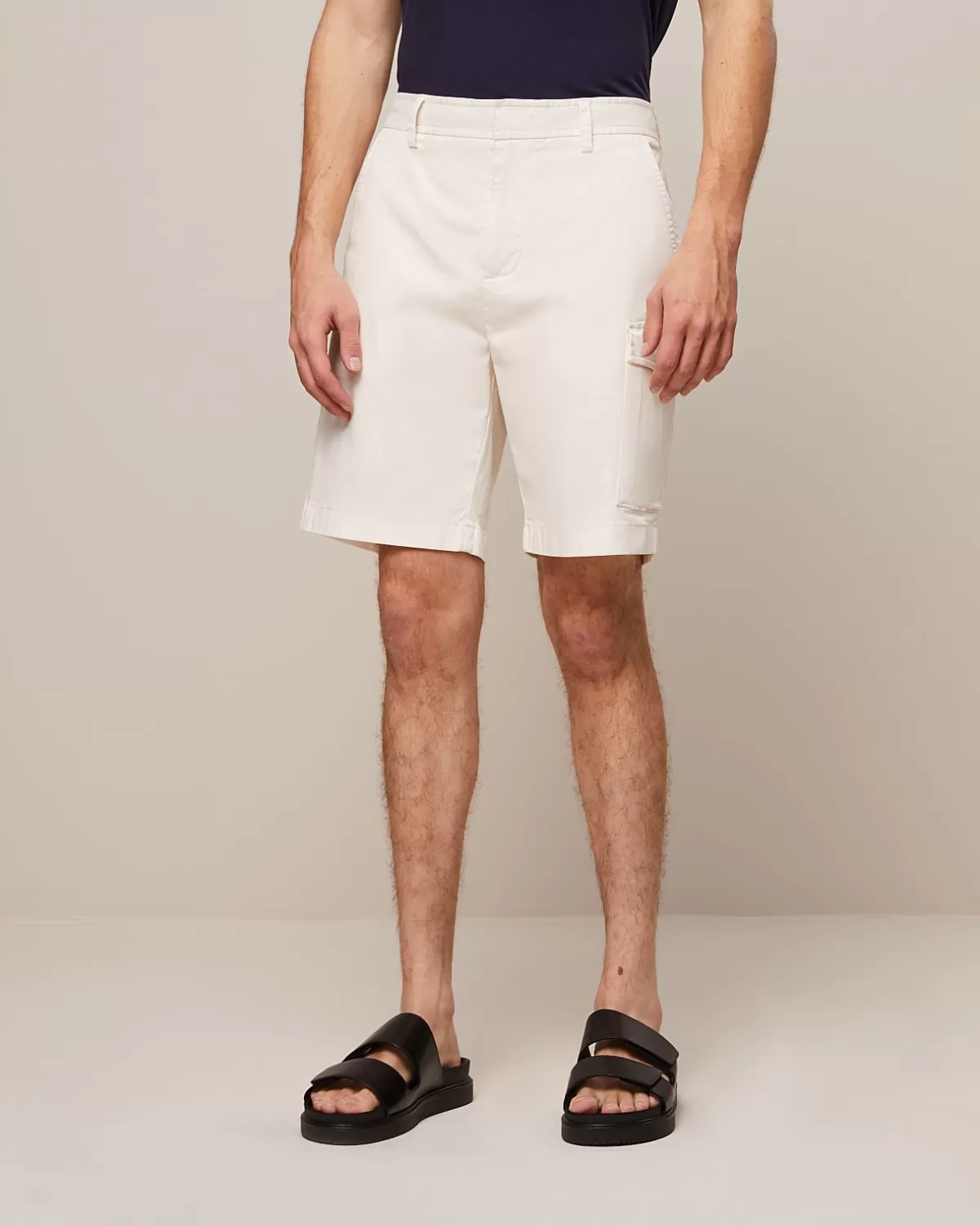 New AlphaTauri Garment-Dyed Cotton Cargo Shorts Off White