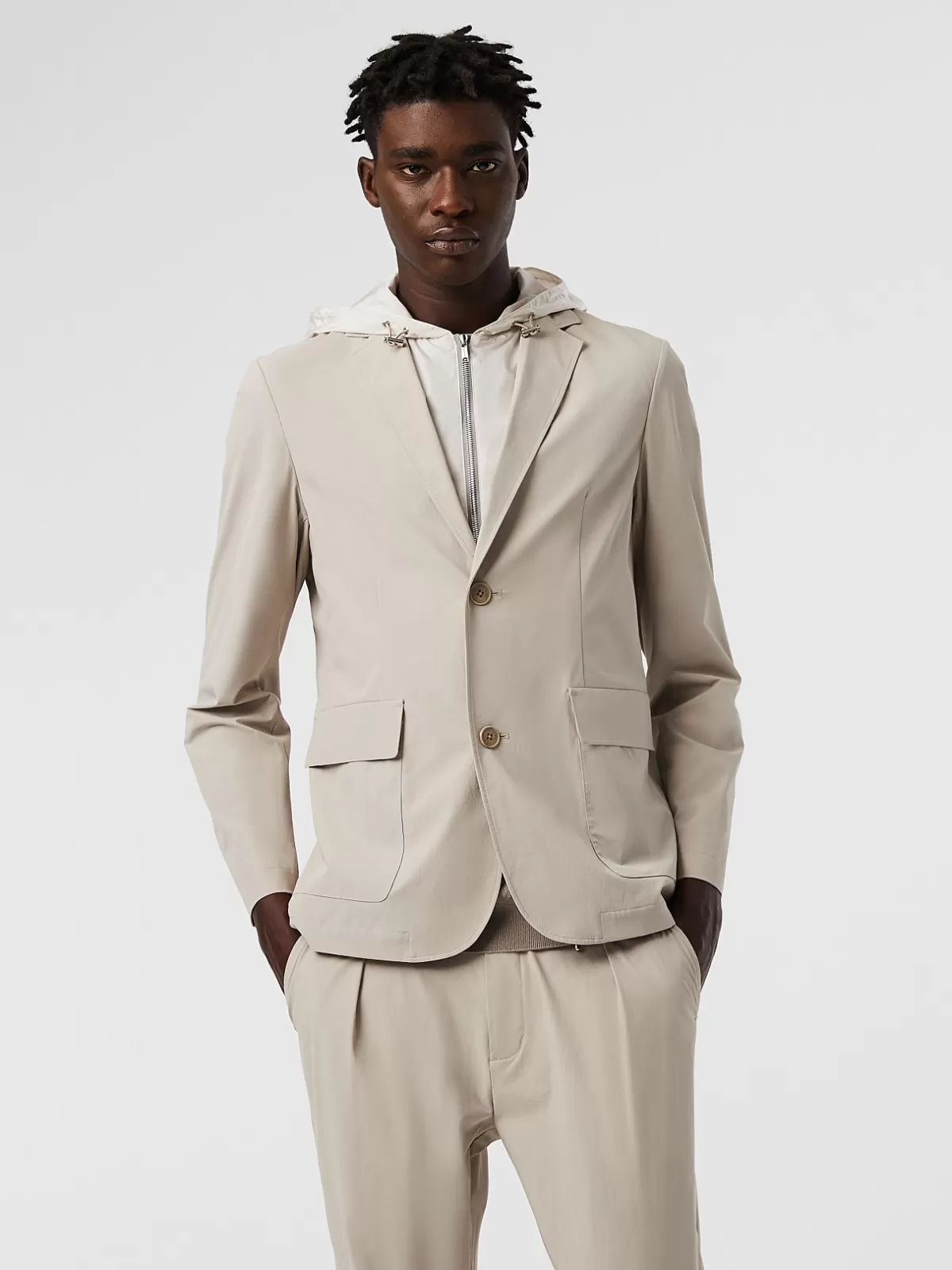 Store AlphaTauri Packable Water-Resistant Blazer Sand