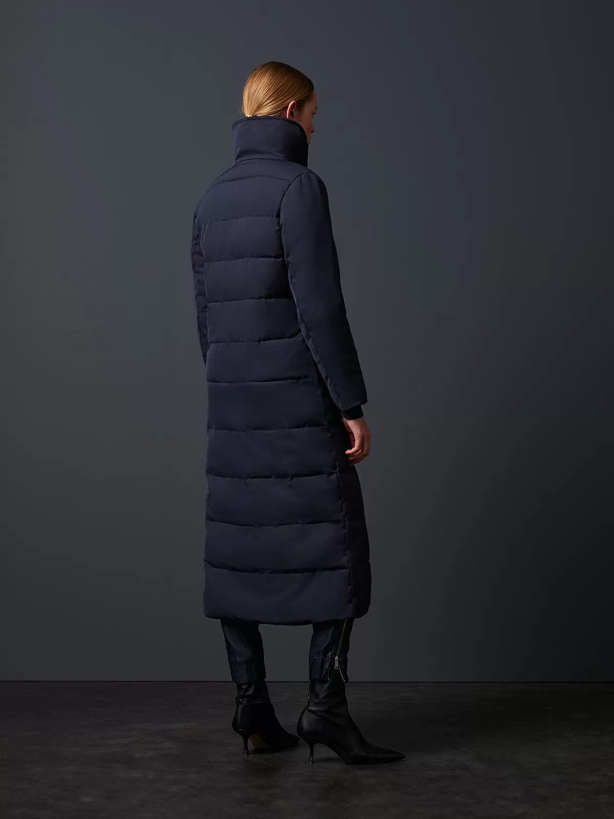 New AlphaTauri Primaloft® Maxi Puffer Coat Navy