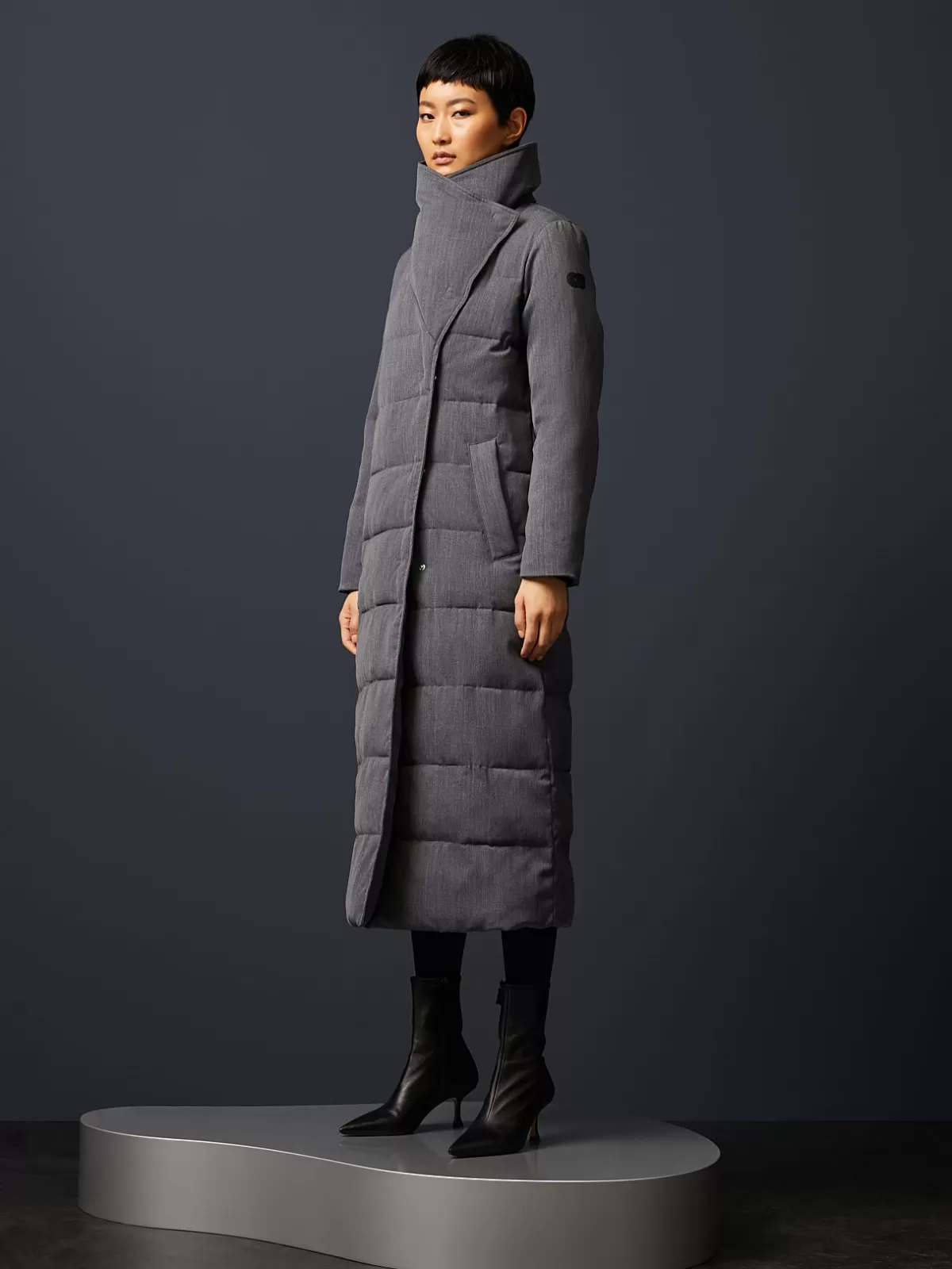 New AlphaTauri Primaloft® Maxi Puffer Coat Grey