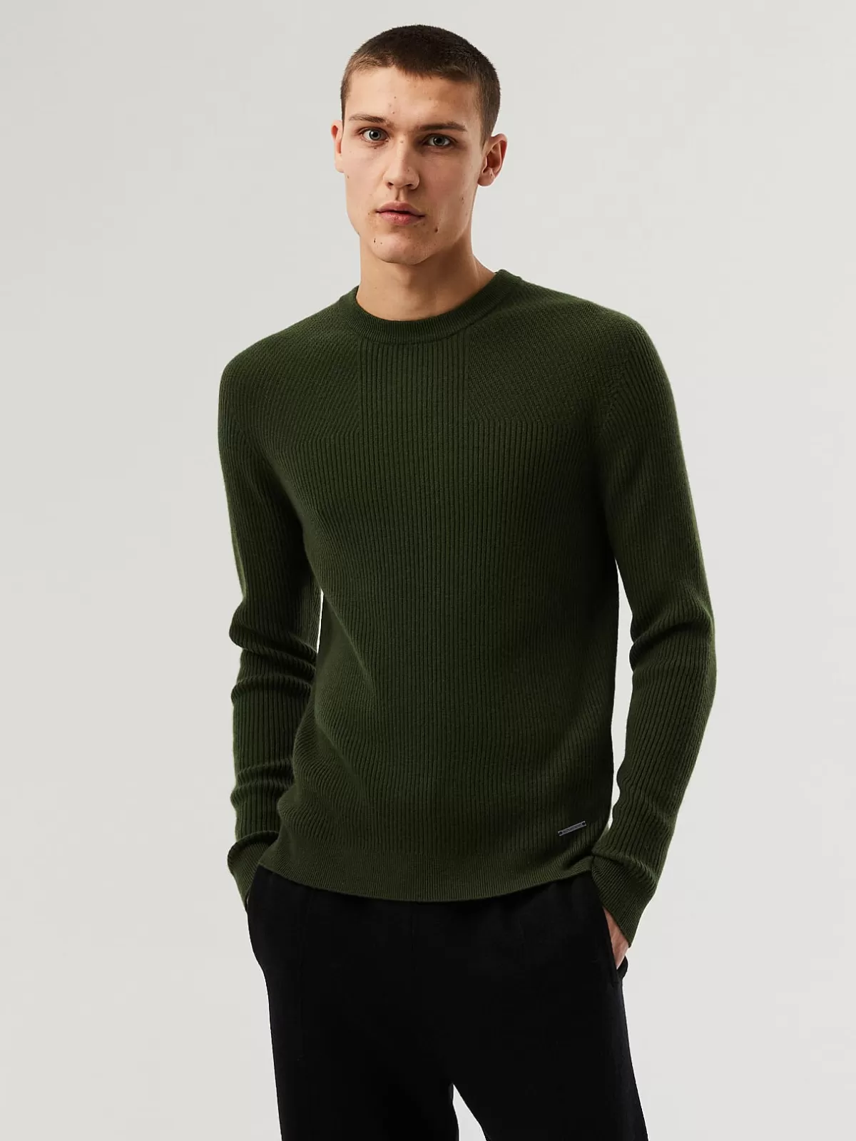 Hot AlphaTauri Seamless 3D Knit Cashmere-Blend Crewneck Sweater Dark Green