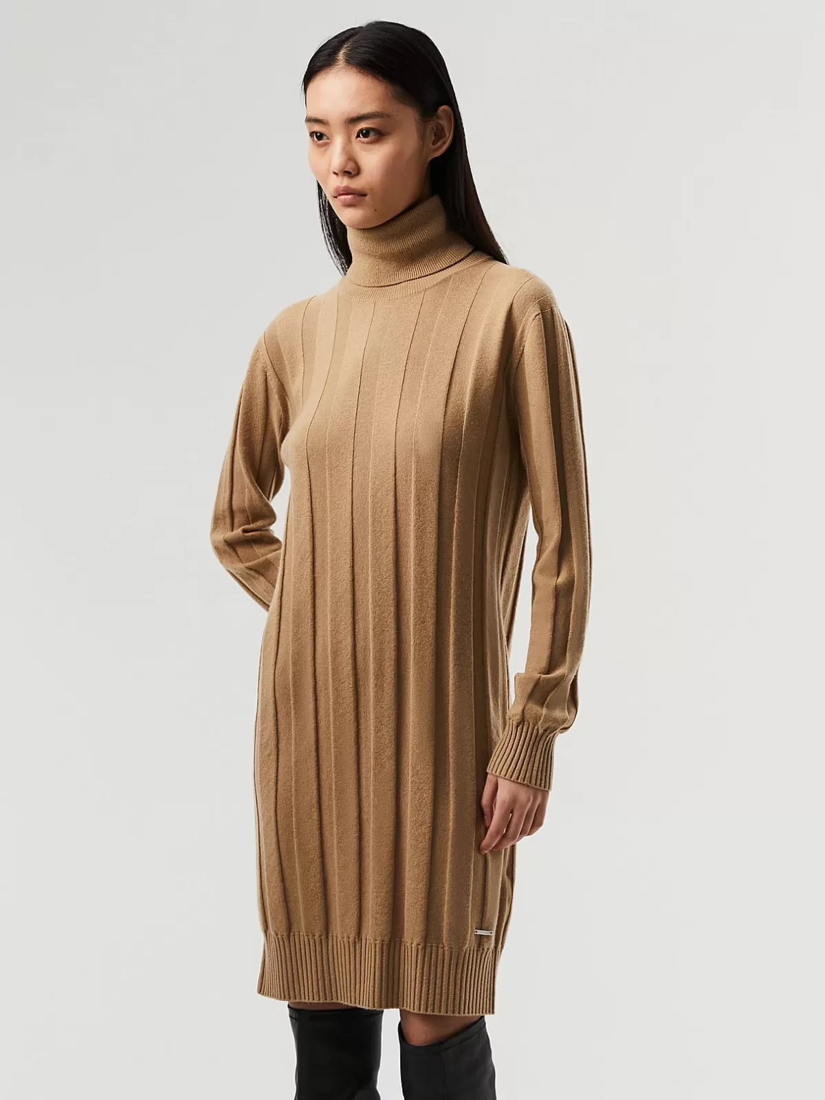 Cheap AlphaTauri Seamless 3D Knit Cashmere-Blend Dress Brown / Beige