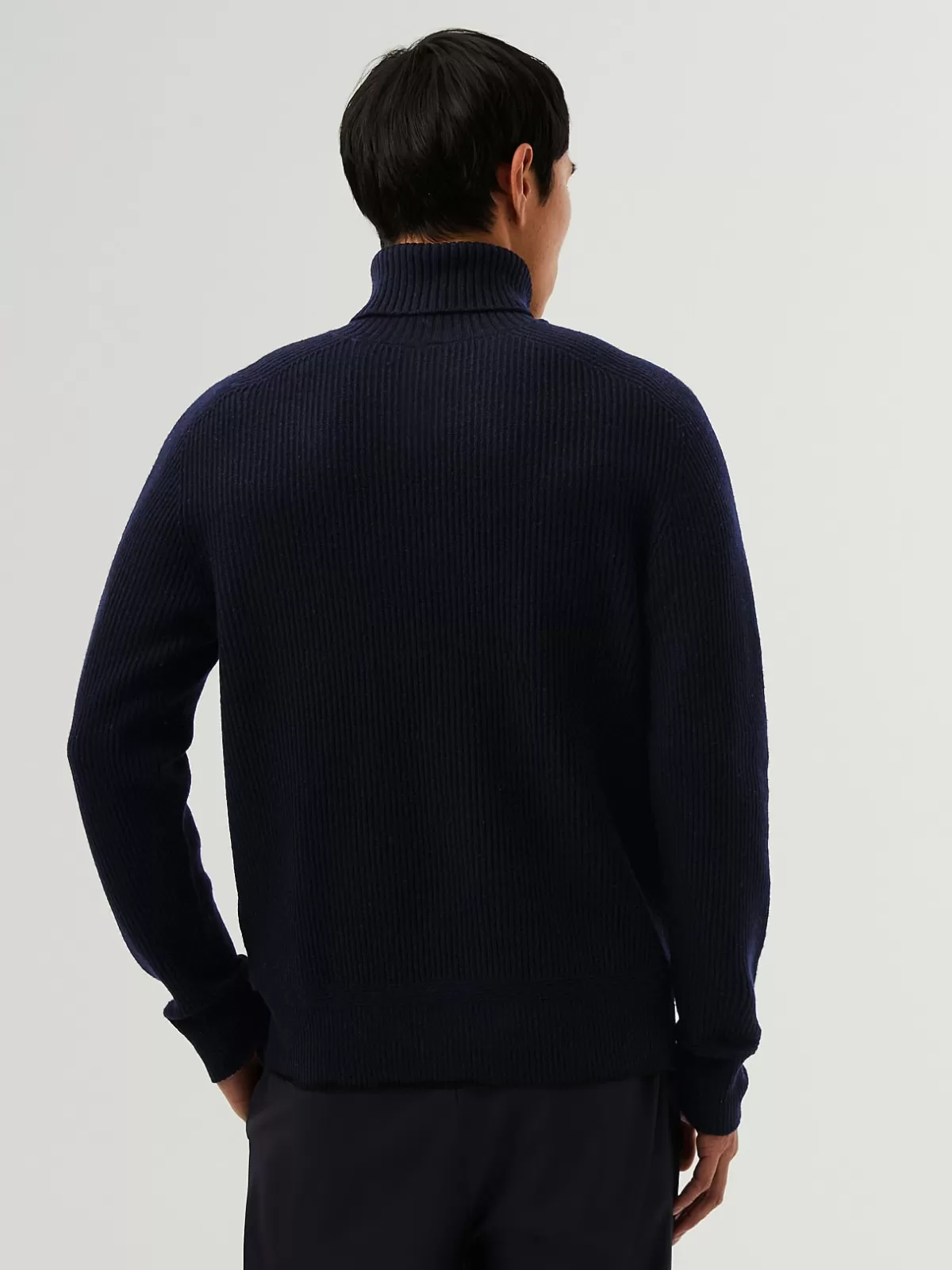 Store AlphaTauri Seamless 3D Knit Merino Wool Turtleneck Sweater Navy