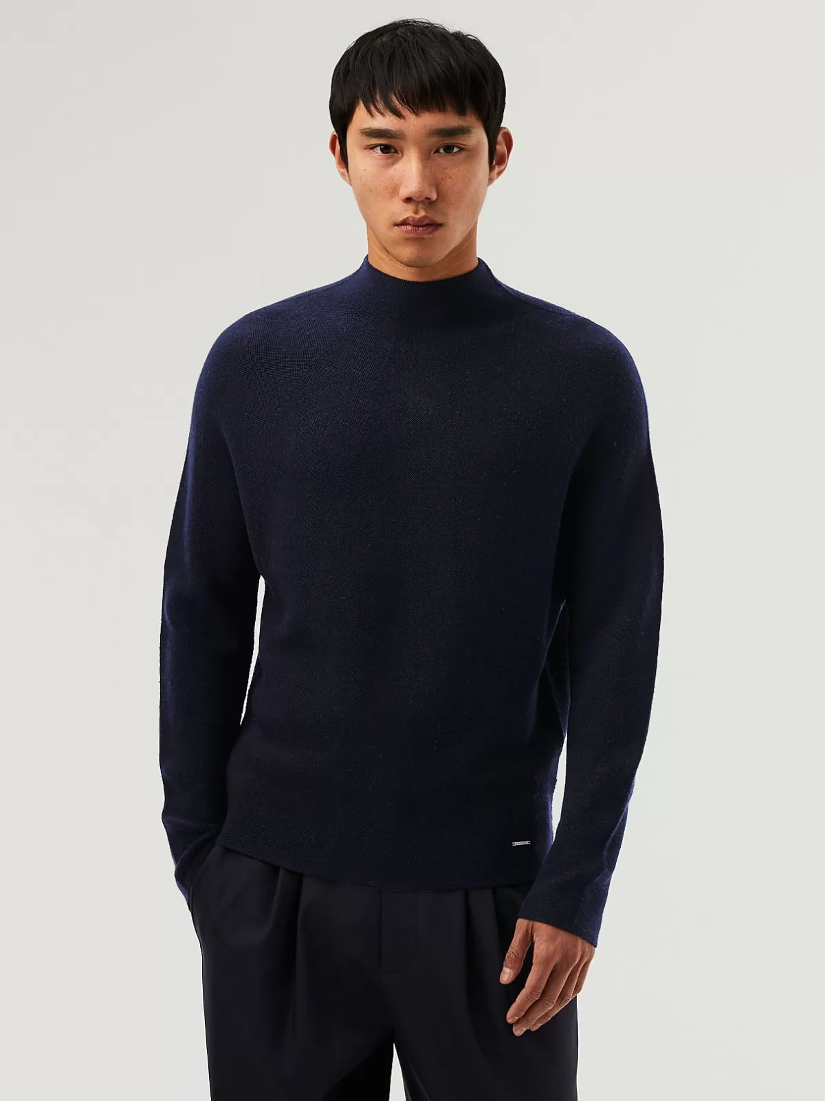 Discount AlphaTauri Seamless 3D Knit Mockneck Sweater Navy