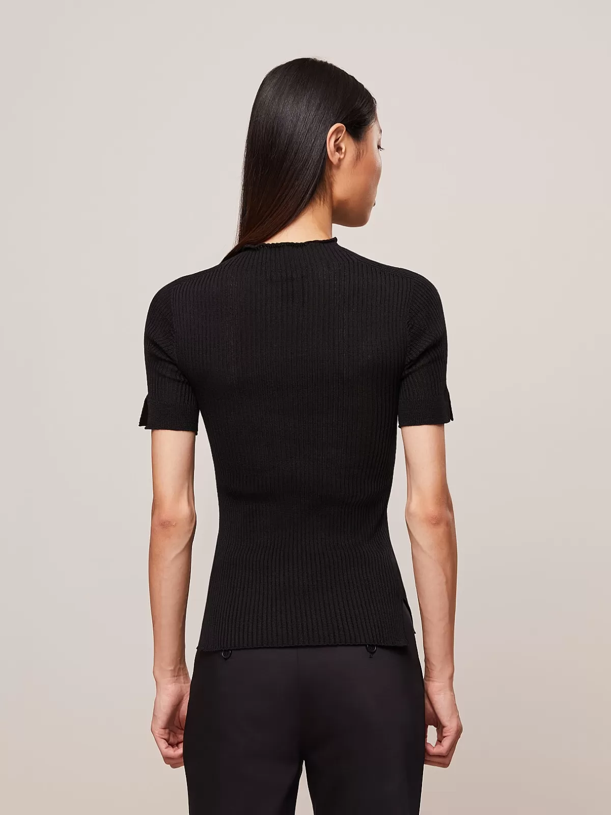 Best AlphaTauri Seamless 3D Knit Primaloft® Top Black