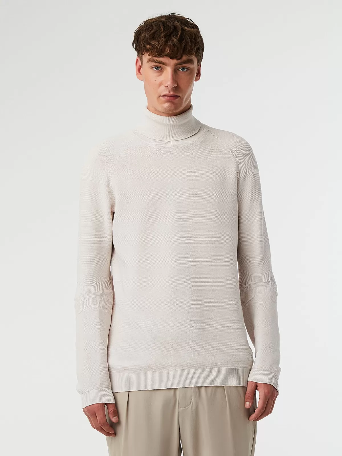 Online AlphaTauri Seamless 3D Performance Knit Turtleneck Sweater Off White