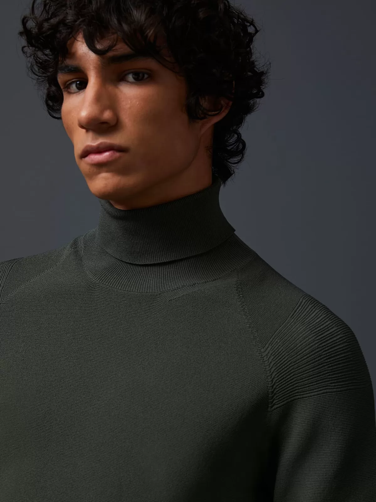 Outlet AlphaTauri Seamless 3D Performance Knit Turtleneck Sweater Green