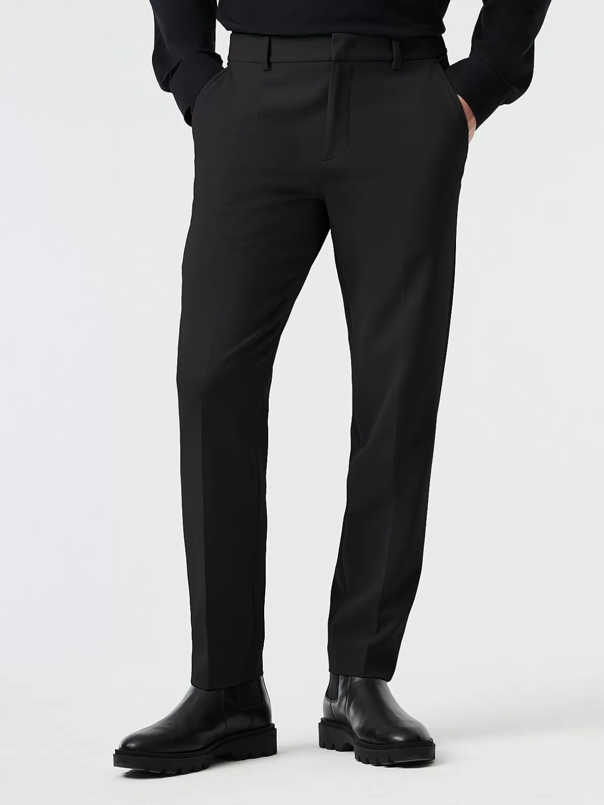 New AlphaTauri Tapered Pants With Pleats Black