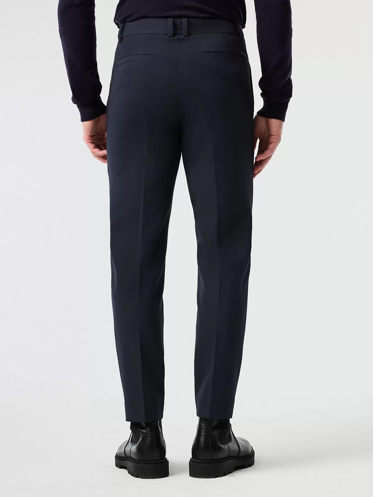 Shop AlphaTauri Tapered Pants With Pleats Navy